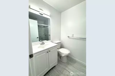 12602 Military Road E, Puyallup, WA 98374 - Photo 13