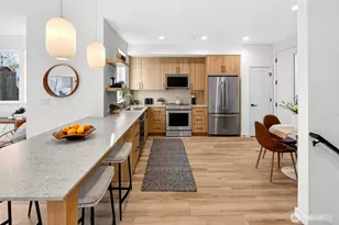 2851 NW 70th St, Seattle, WA 98117 - Photo 3