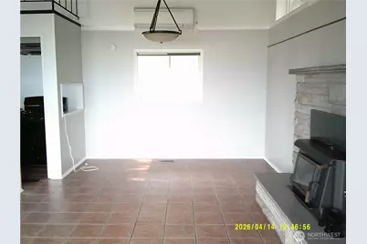 562 Pebble Beach Drive, Oak Harbor, WA 98239 - Photo 11