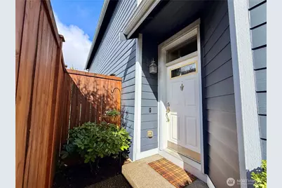 4709 Stonegate Street SE, Lacey, WA 98503 - Photo 3