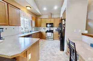 4709 Stonegate St SE, Lacey, WA 98503 - Photo 9