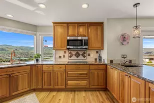 591 Daniels Dr NE, East Wenatchee, WA 98802 - Photo 13