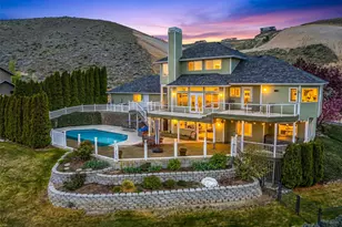 591 Daniels Dr NE, East Wenatchee, WA 98802 - Photo 1