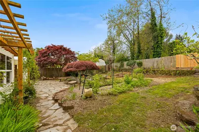 11253 35th Avenue SW, Seattle, WA 98146 - Photo 33