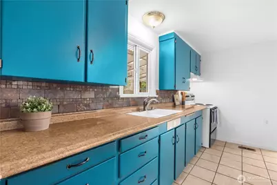 11253 35th Avenue SW, Seattle, WA 98146 - Photo 7
