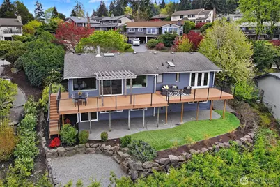 4837 155th Avenue SE, Bellevue, WA 98006 - Photo 1