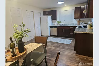 406 E Pioneer Street #D, Granite Falls, WA 98252 - Photo 3