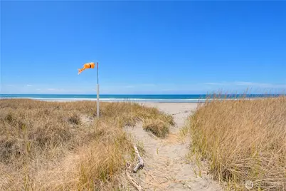 20713 Pacifc Way #4, Ocean Park, WA 98640 - Photo 9