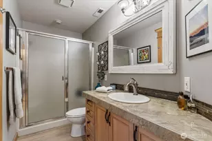 3300 S Lakeshore Rd, Chelan, WA 98816 - Photo 31