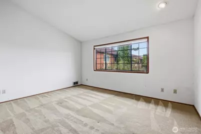 1572 NE 177th St #B10, Seattle, WA 98155 - Photo 17