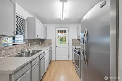 11851 SE 170th Place, Renton, WA 98058 - Photo 15