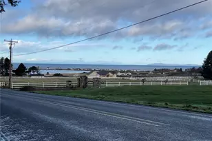 1656 Fern Pl, Oak Harbor, WA 98277 - Photo 3
