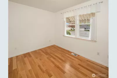 4309 7th Street Pl SE, Puyallup, WA 98374 - Photo 17
