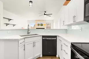 17426 Bothell Way NE, Bothell, WA 98011 - Photo 9