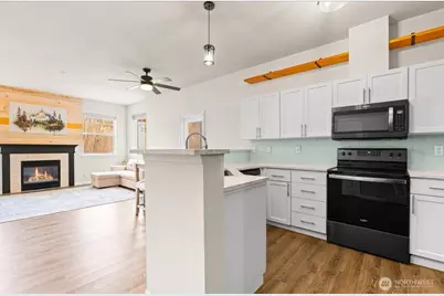 17426 Bothell Way NE #A302, Bothell, WA 98011 - Photo 11