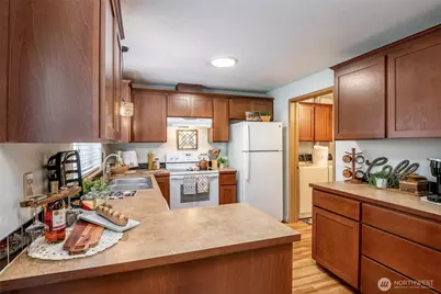 5714 99th Street Ct E, Puyallup, WA 98373 - Photo 7