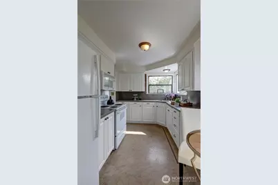 7504 27th Avenue NW, Seattle, WA 98117 - Photo 7
