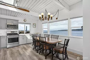 3187 Shoreline Dr, Camano Island, WA 98282 - Photo 19