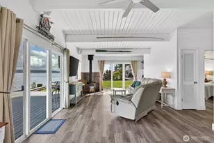 3187 Shoreline Dr, Camano Island, WA 98282 - Photo 13