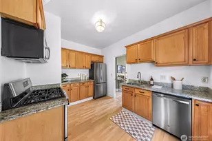 6015 1/2 20th Ave NW, Seattle, WA 98107 - Photo 15