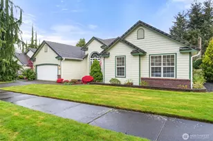 4129 Campus Green Loop NE, Lacey, WA 98516 - Photo 3