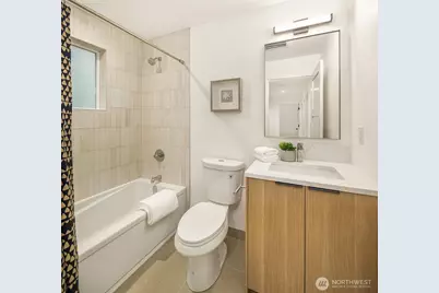 533 N 70th Street, Seattle, WA 98103 - Photo 23
