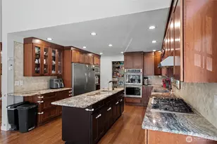 14640 164th Ln SE, Rainier, WA 98576 - Photo 9