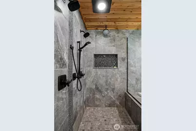 14640 164th Lane SE, Rainier, WA 98576 - Photo 17