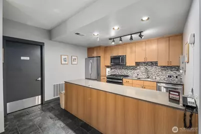 1900 Alaskan Way #316, Seattle, WA 98101 - Photo 31