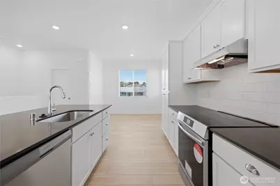 9811 31st Avenue SE #B3, Everett, WA 98208 - Photo 7