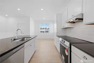 9811 31st Ave SE, Everett, WA 98208 - Photo 7
