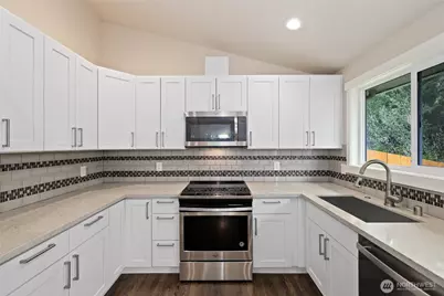 5110 S 163rd Place, Tukwila, WA 98188 - Photo 13