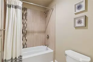 13430 Patriot Way SE, Renton, WA 98059 - Photo 25