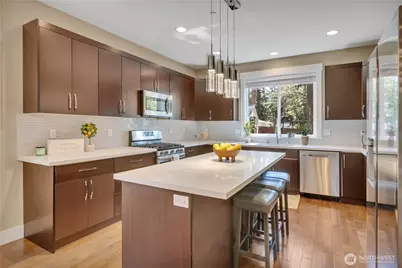 13430 Patriot Way SE, Renton, WA 98059 - Photo 7