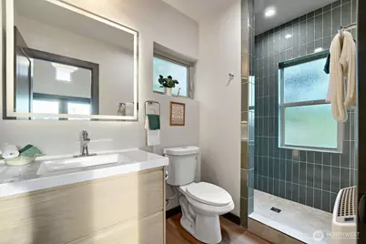 4586 22nd Avenue SW, Seattle, WA 98106 - Photo 21