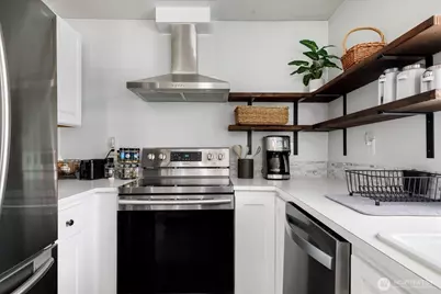 730 SE 8th Avenue #G201, Oak Harbor, WA 98277 - Photo 9