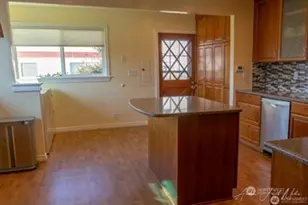 436 Wells Ave N, Renton, WA 98057 - Photo 5