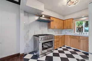 2916 Columbia Heights Rd, Longview, WA 98632 - Photo 9