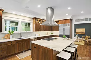 5801 Kensington Pl N, Seattle, WA 98103 - Photo 7