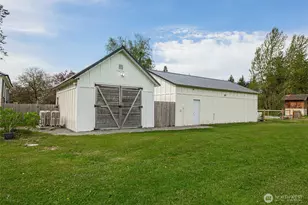307 Maple St, Hamilton, WA 98255 - Photo 3