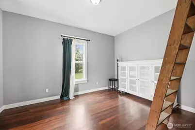 307 Maple Street, Hamilton, WA 98255 - Photo 17