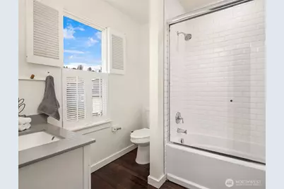 227 29th Avenue E, Seattle, WA 98112 - Photo 25