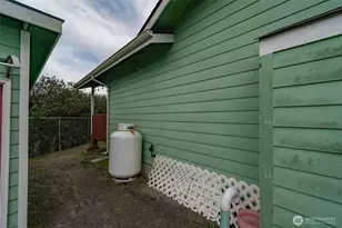 1116 Glendover Ct SW, Ocean Shores, WA 98569 - Photo 7