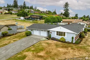 690 Maplewood Loop, Oak Harbor, WA 98277 - Photo 33