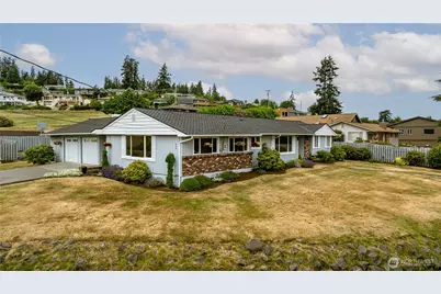 690 Maplewood Loop, Oak Harbor, WA 98277 - Photo 1
