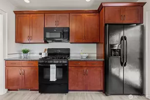 7534 Jones Ave NW, Seattle, WA 98117 - Photo 9