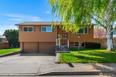 1517 4th Street, Wenatchee, WA 98801 - Photo 3