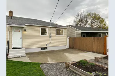 611 E Joseph Avenue, Spokane, WA 99208 - Photo 21