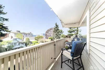 2443 55th Avenue SW #2A, Seattle, WA 98116 - Photo 7