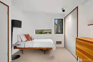 420 34th Ave, Seattle, WA 98122 - Photo 27